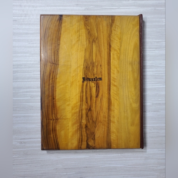 Vintage 1956 Holy Bible Olive Wood Cover King James Jeruslaem Bible - Picture 7 of 16